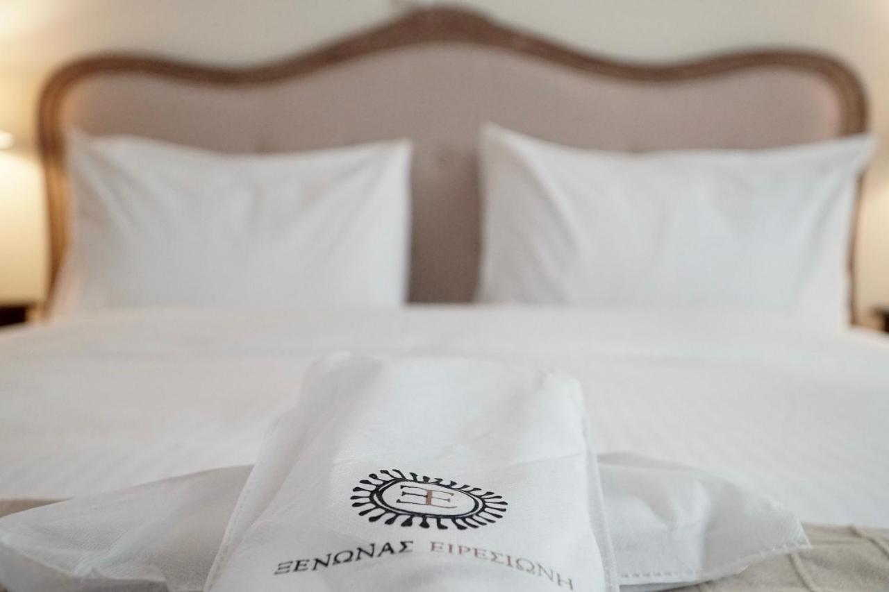 Xenonas Iresioni Hotel Arachova Exterior photo