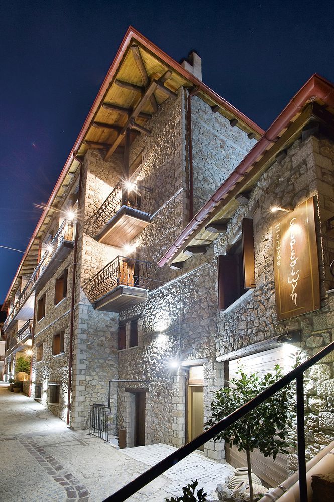 Xenonas Iresioni Hotel Arachova Exterior photo
